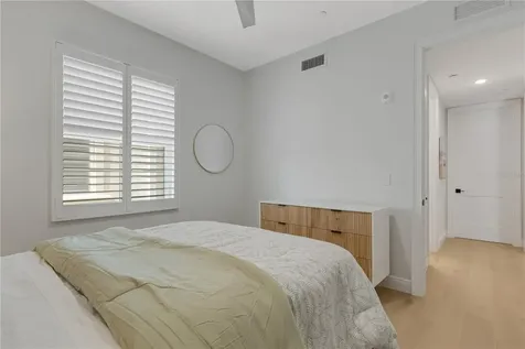 505 Tamiami Trail N Venice FL 34285