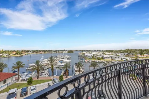 505 Tamiami Trail N Venice FL 34285