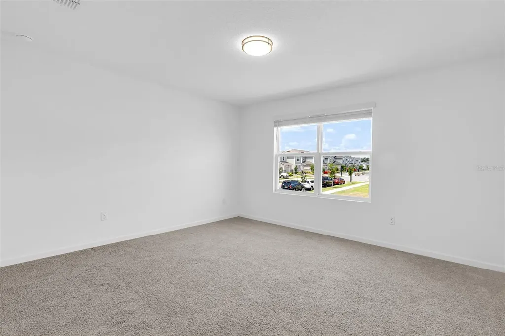 1100 Lakeshore Breeze Place Kissimmee FL 34747