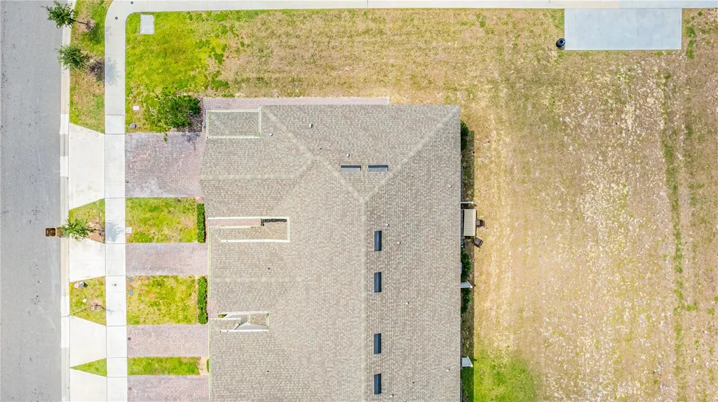 1100 Lakeshore Breeze Place Kissimmee FL 34747