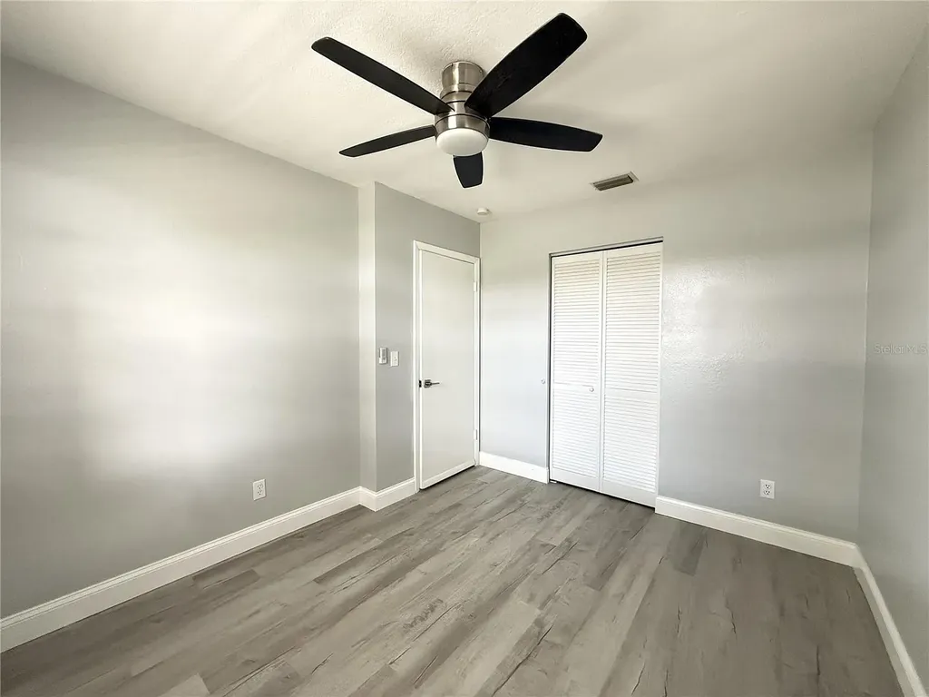 1231 Illinois Avenue Palm Harbor FL 34683