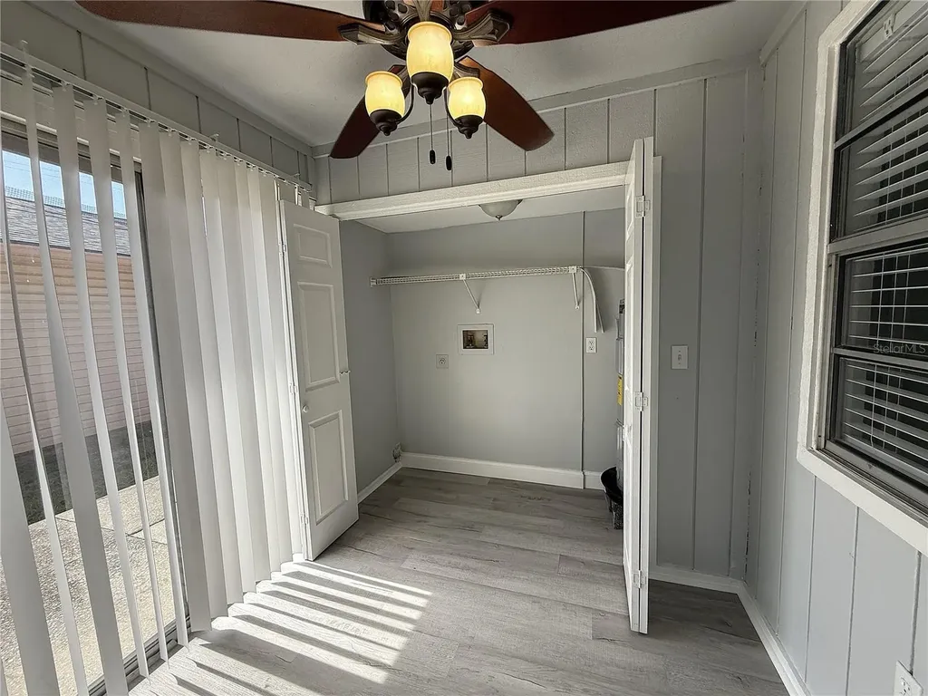 1231 Illinois Avenue Palm Harbor FL 34683