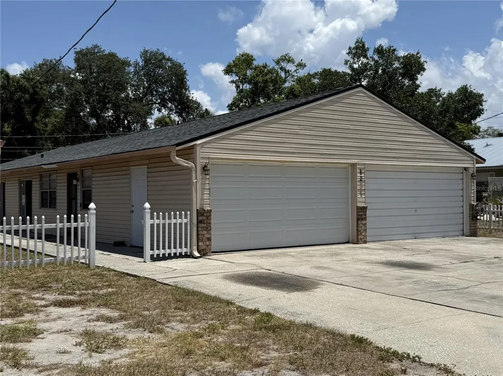 1231 Illinois Avenue Palm Harbor FL 34683