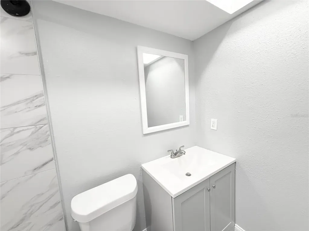 1231 Illinois Avenue Palm Harbor FL 34683