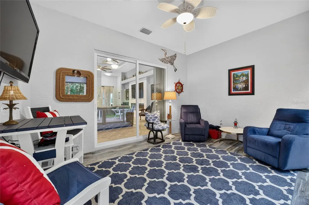 10212 Julia Isles Avenue Oxford FL 34484
