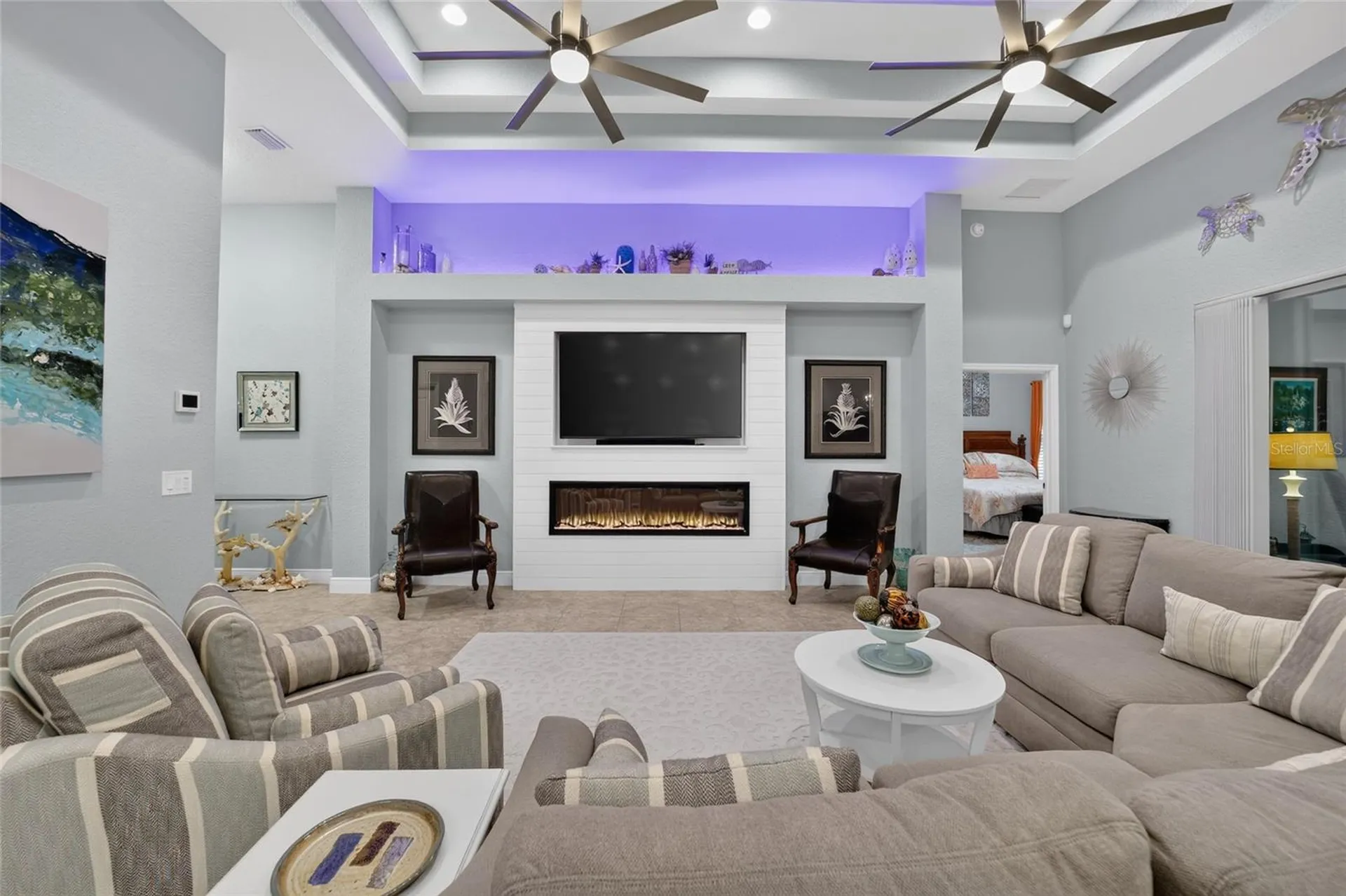 10212 Julia Isles Avenue Oxford FL 34484