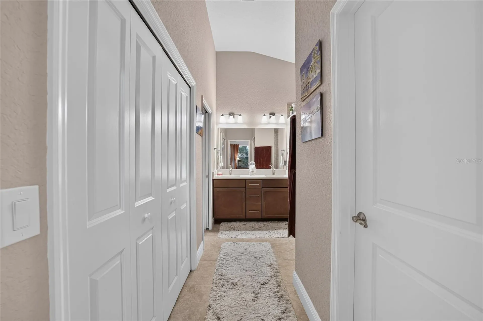 10212 Julia Isles Avenue Oxford FL 34484