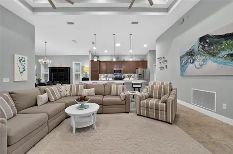 10212 Julia Isles Avenue Oxford FL 34484
