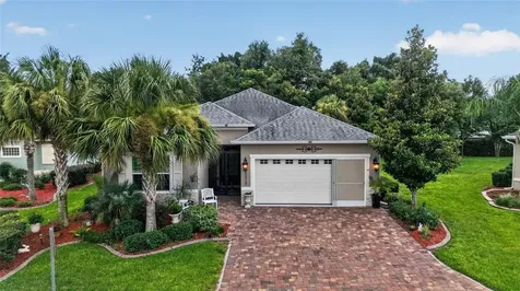 10212 Julia Isles Avenue Oxford FL 34484