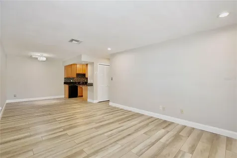 2942 Plaza Terrace Drive Orlando FL 32803