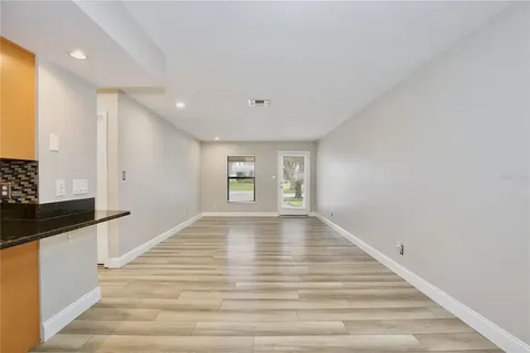 2942 Plaza Terrace Drive Orlando FL 32803