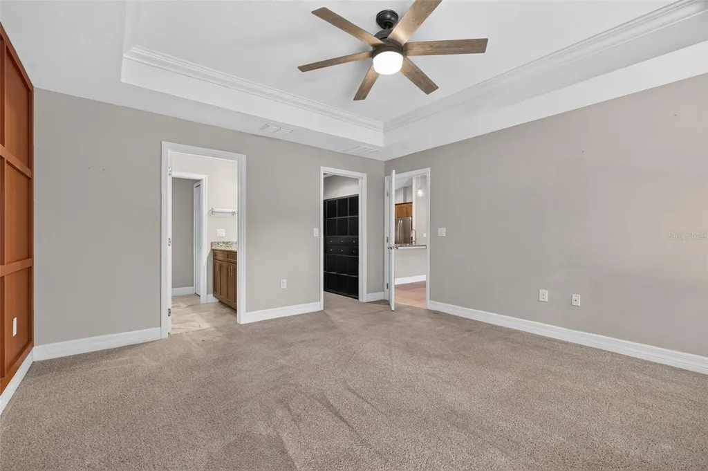 74 N Oak Avenue Umatilla FL 32784