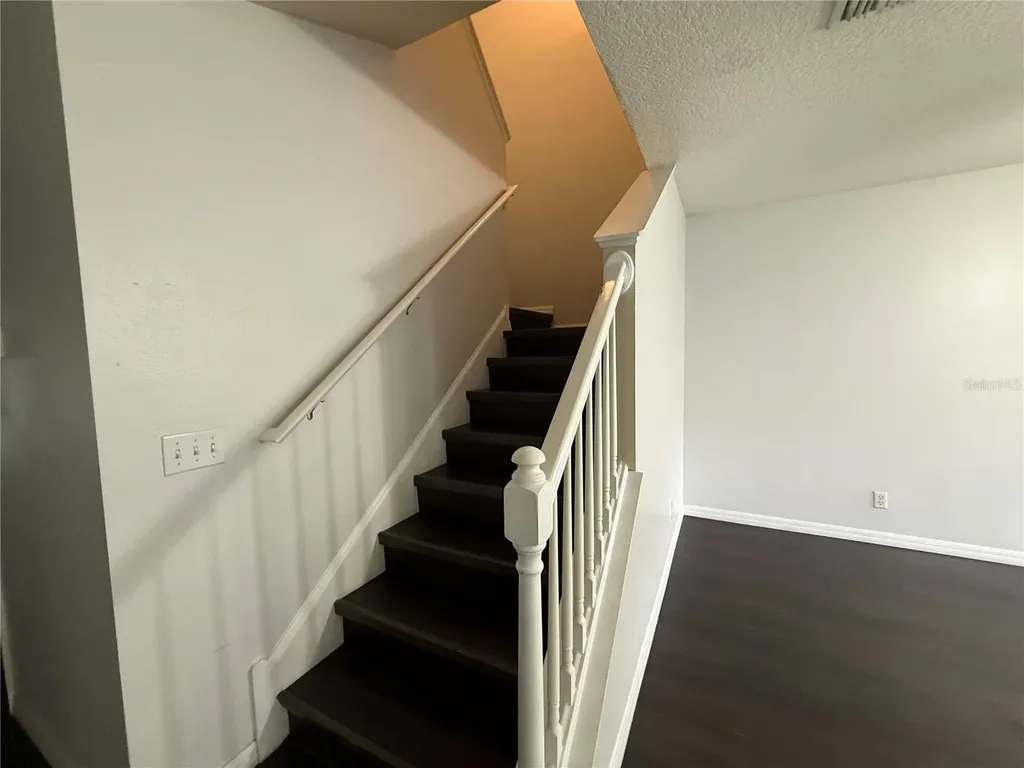 254 Castlekeeper Place Valrico FL 33594