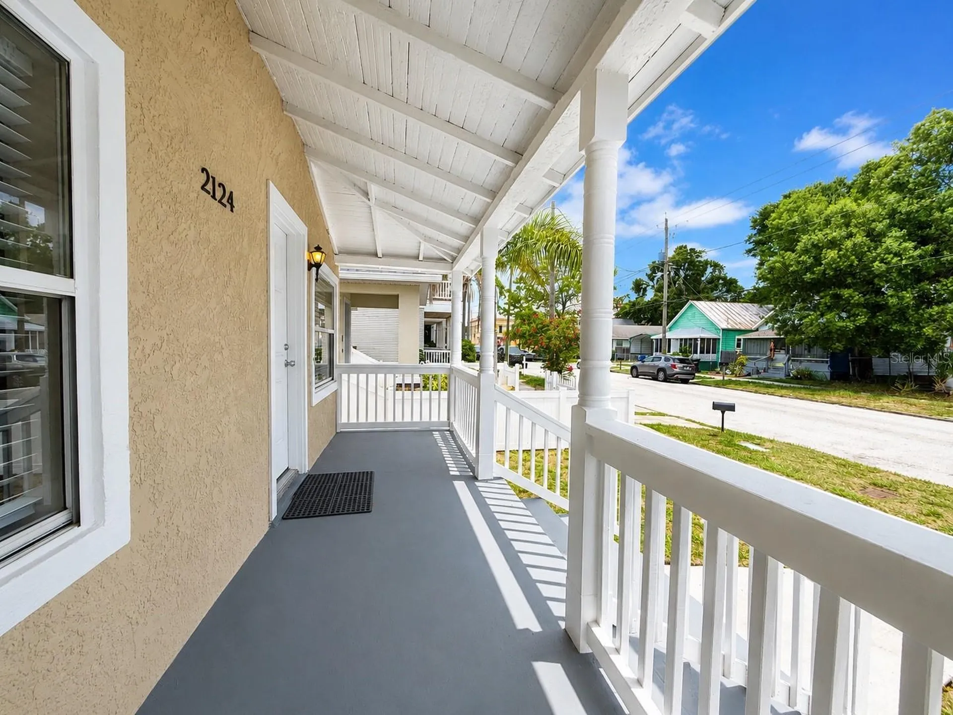 2124 W Chestnut Street Tampa FL 33607