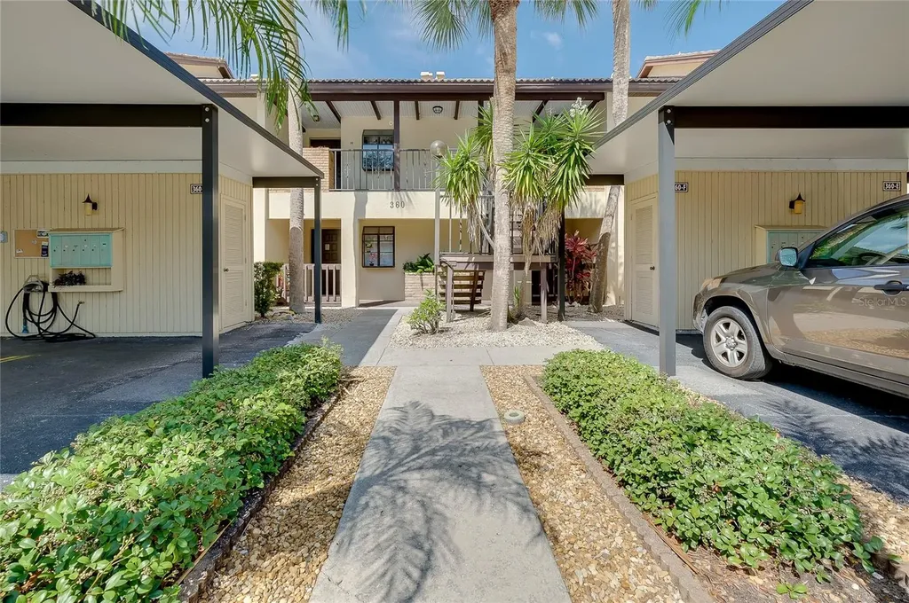 360 Three Lakes Lane Venice FL 34285