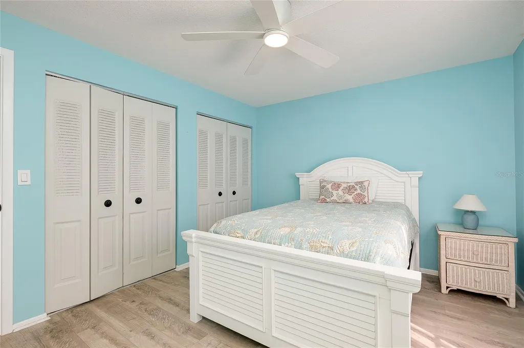 360 Three Lakes Lane Venice FL 34285