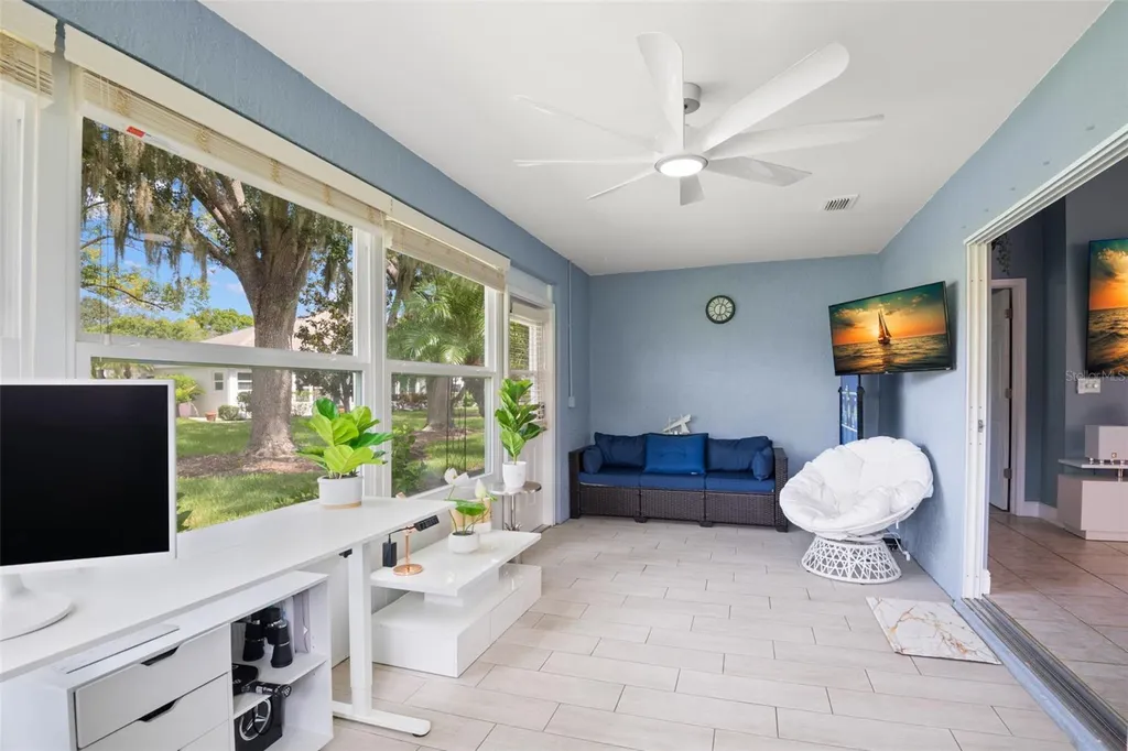 713 Manchester Woods Drive Sun City Center FL 33573