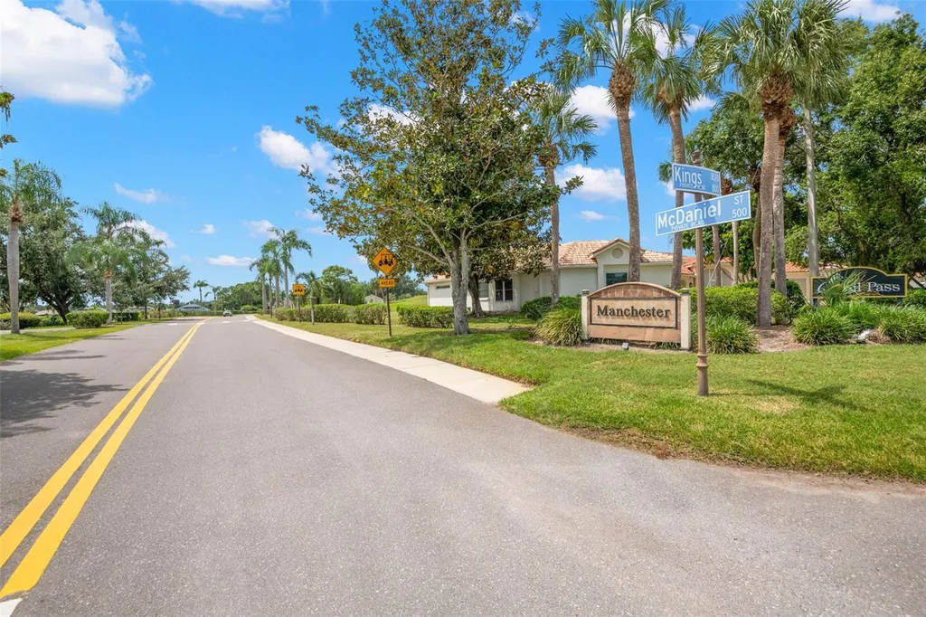 713 Manchester Woods Drive Sun City Center FL 33573