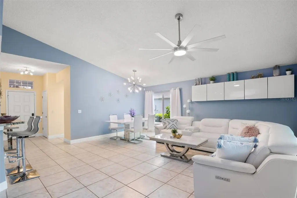 713 Manchester Woods Drive Sun City Center FL 33573