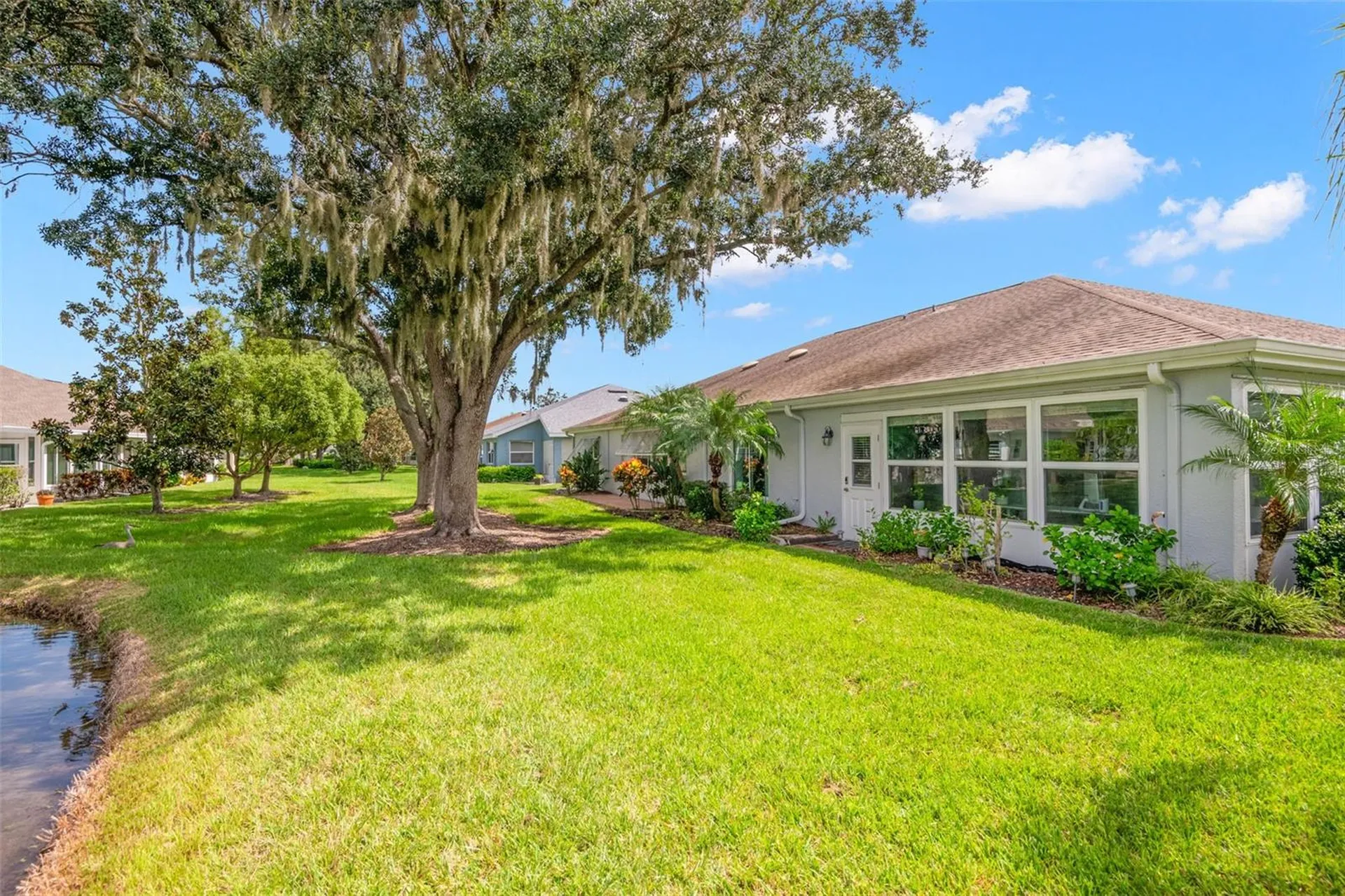 713 Manchester Woods Drive Sun City Center FL 33573
