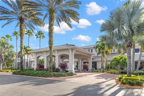 713 Manchester Woods Drive Sun City Center FL 33573