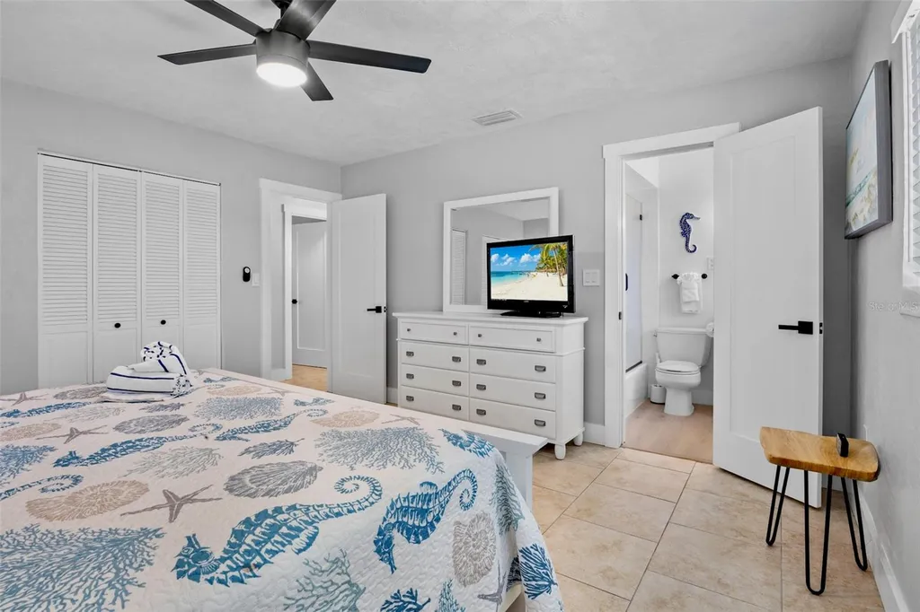 5830 Midnight Pass Road Sarasota FL 34242