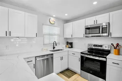 5830 Midnight Pass Road Sarasota FL 34242