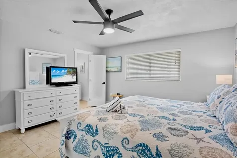 5830 Midnight Pass Road Sarasota FL 34242