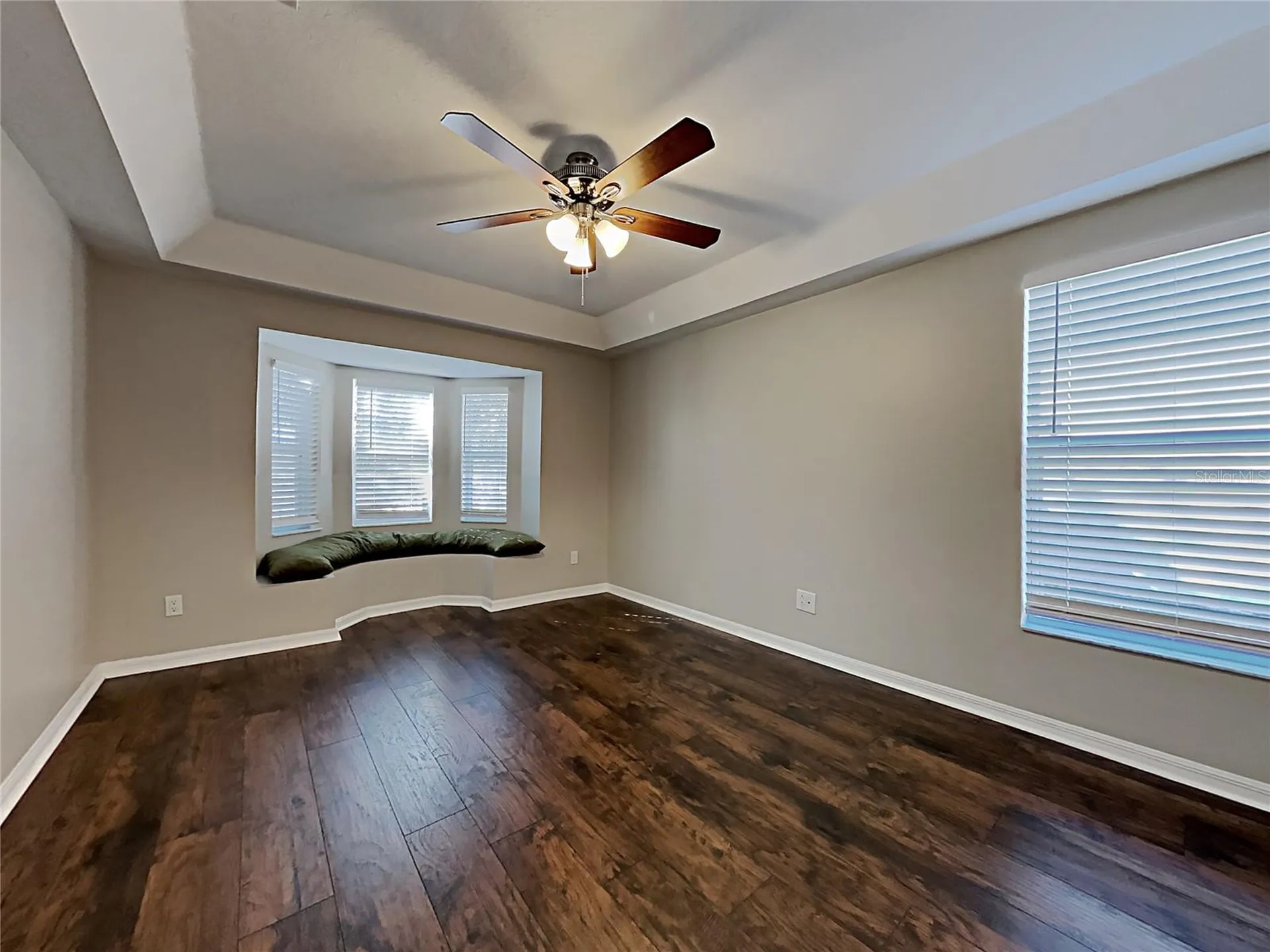 404 Summer Sails Drive Valrico FL 33594