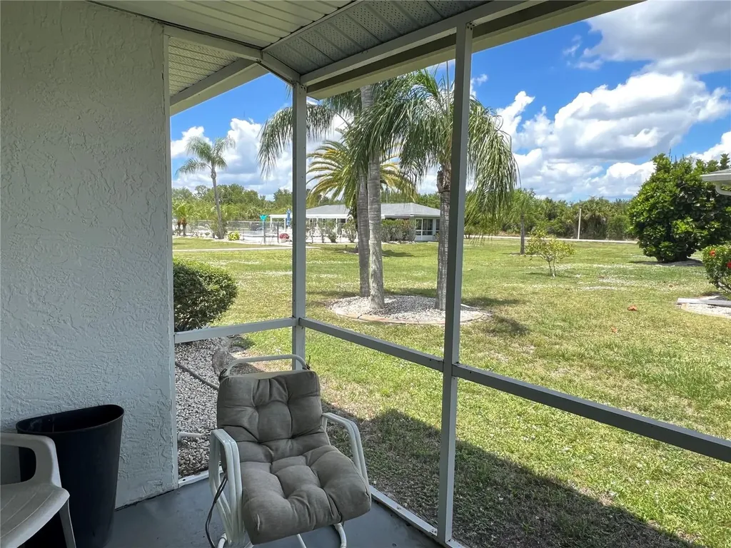 12274 SW Egret Circle Lake Suzy FL 34269