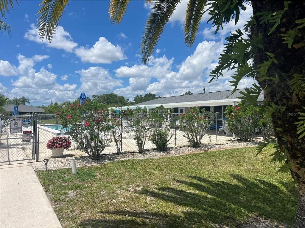 12274 SW Egret Circle Lake Suzy FL 34269