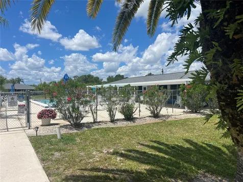 12274 SW Egret Circle Lake Suzy FL 34269