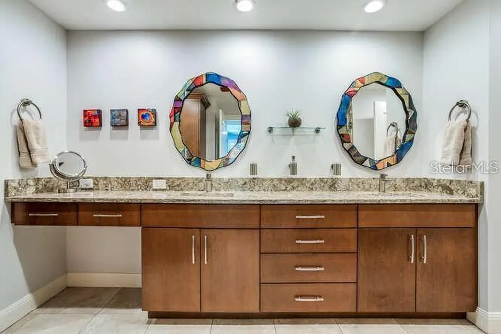 450 Knights Run Avenue Tampa FL 33602