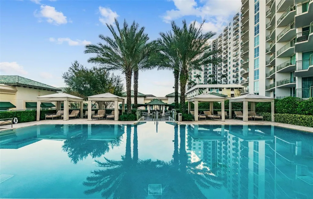 450 Knights Run Avenue Tampa FL 33602