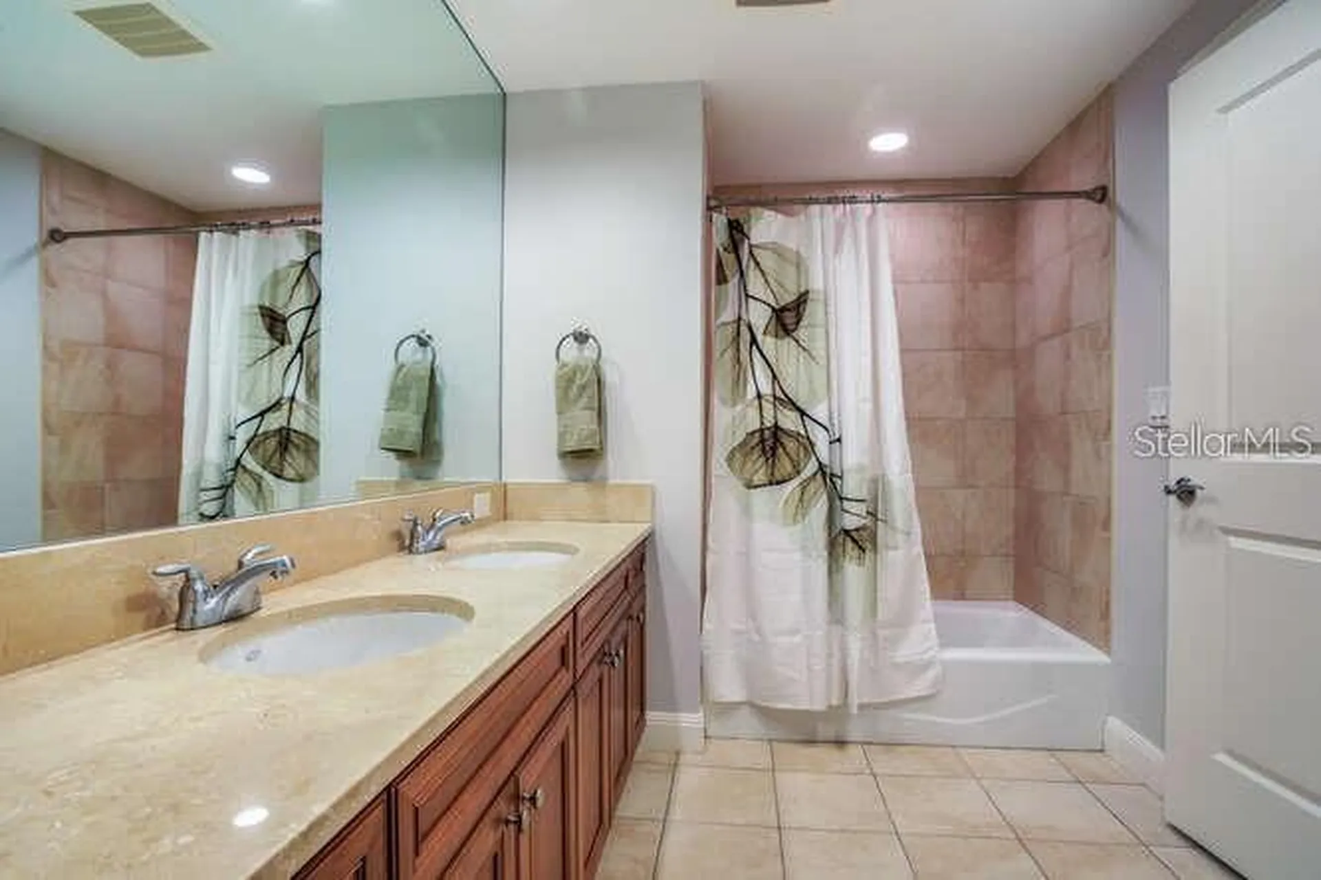 450 Knights Run Avenue Tampa FL 33602