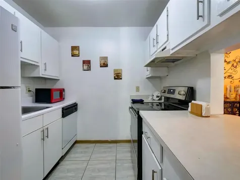 3242 S Semoran Boulevard Orlando FL 32822