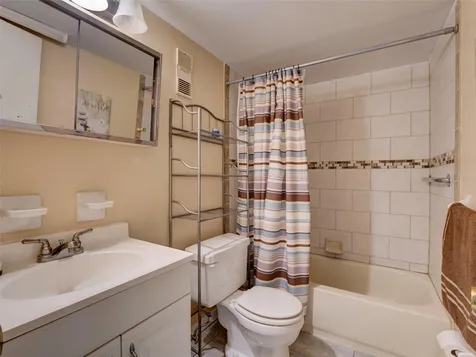 3242 S Semoran Boulevard Orlando FL 32822