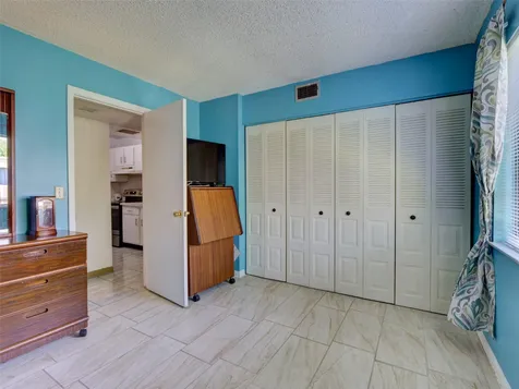 3242 S Semoran Boulevard Orlando FL 32822