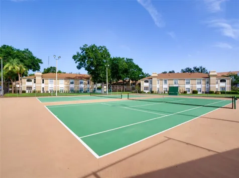 3242 S Semoran Boulevard Orlando FL 32822