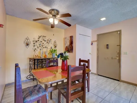 3242 S Semoran Boulevard Orlando FL 32822