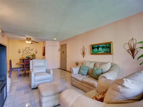 3242 S Semoran Boulevard Orlando FL 32822