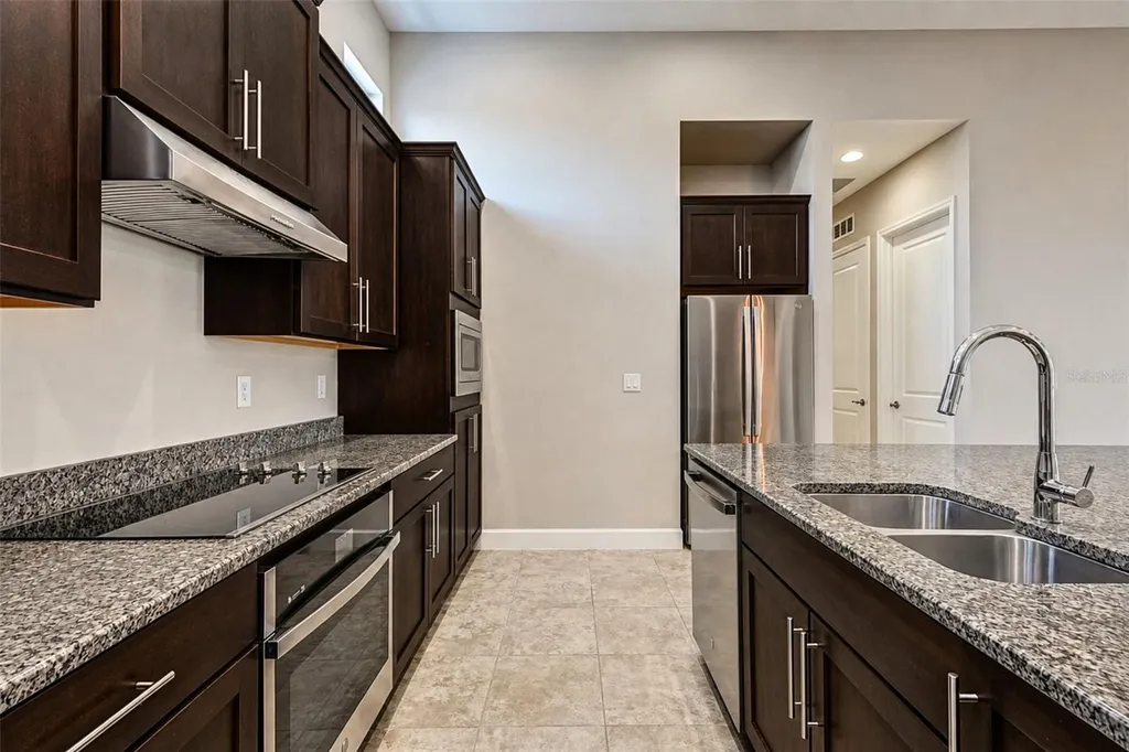 13851 Schrock Avenue Orlando FL 32827