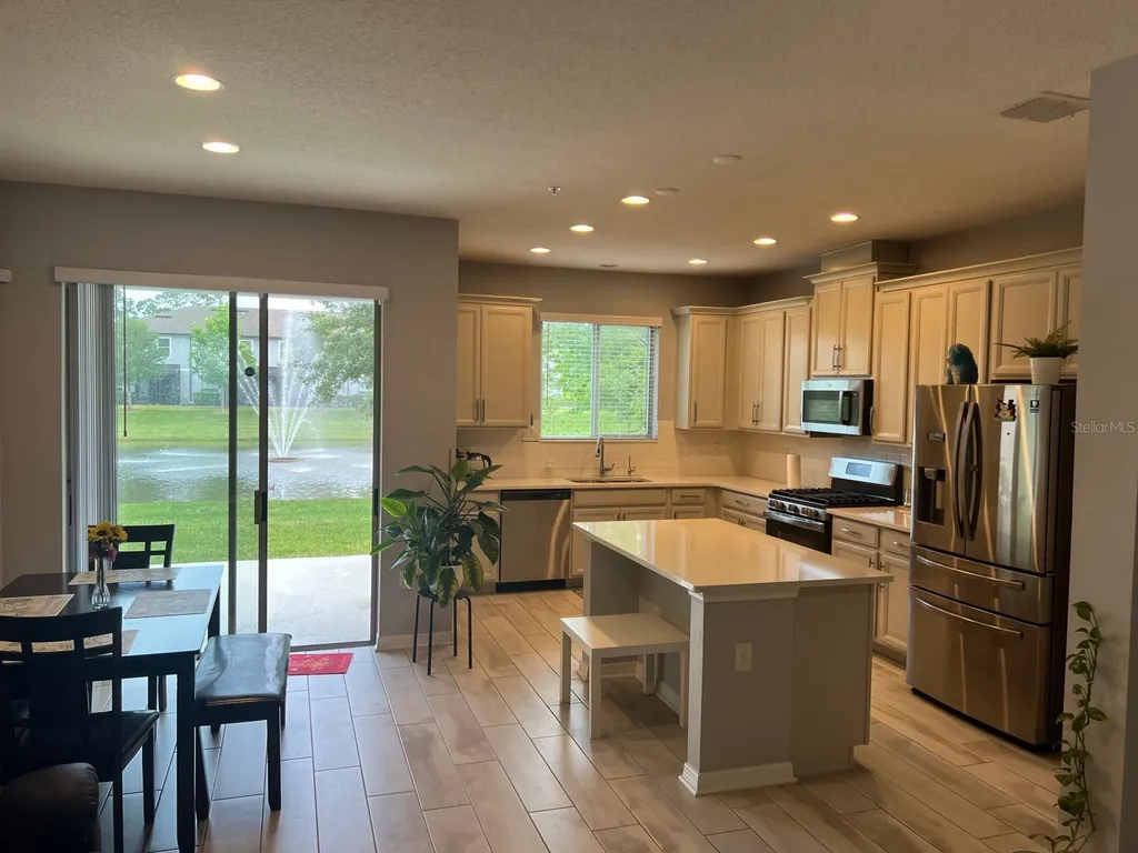 393 Evertree Loop Sanford FL 32771