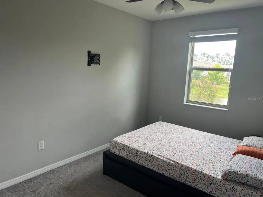 393 Evertree Loop Sanford FL 32771