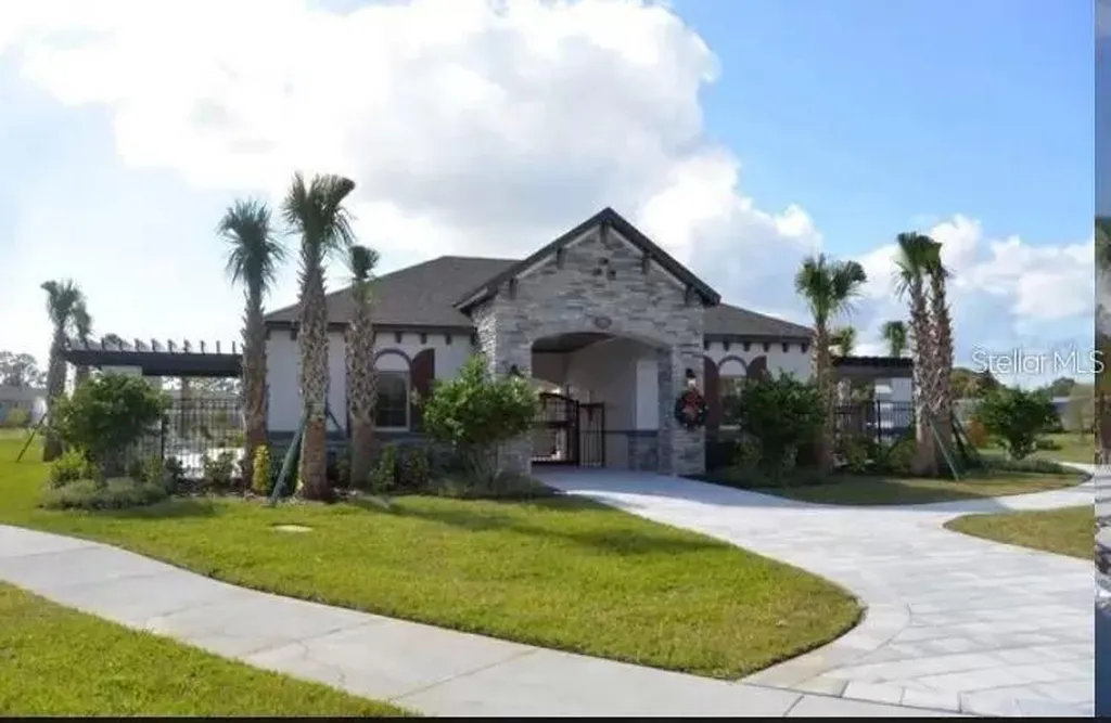 393 Evertree Loop Sanford FL 32771