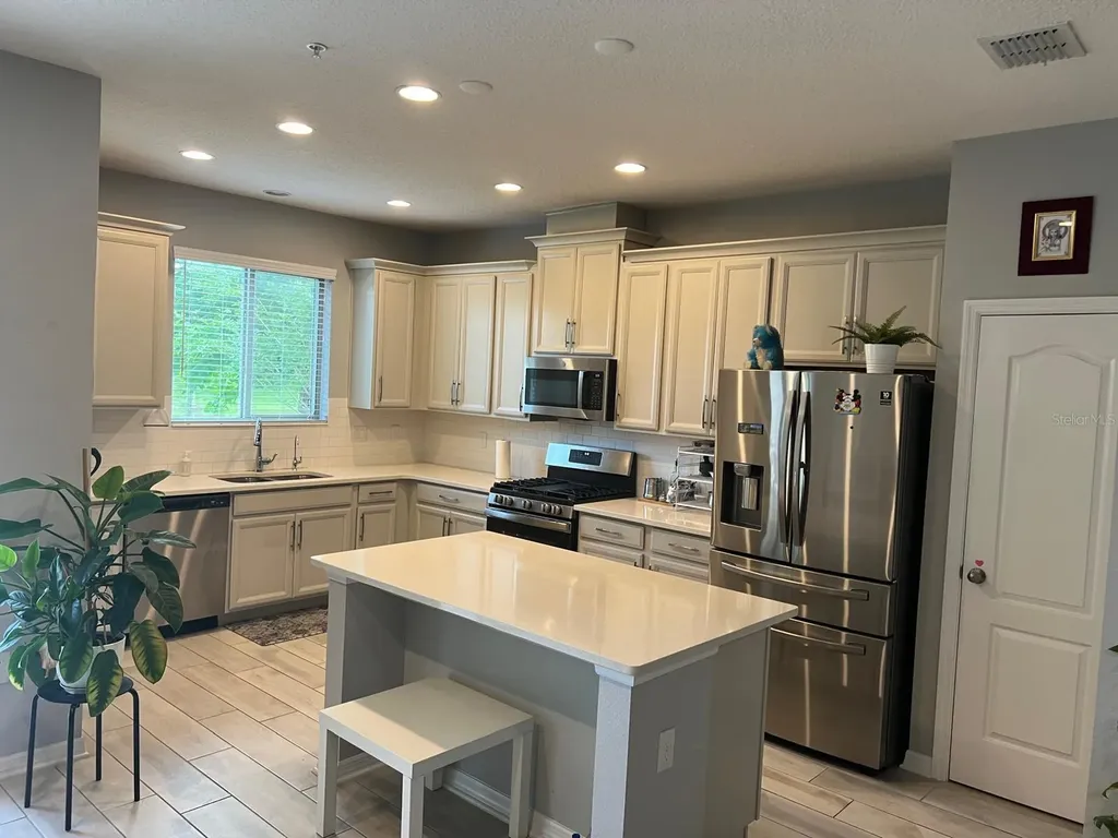 393 Evertree Loop Sanford FL 32771