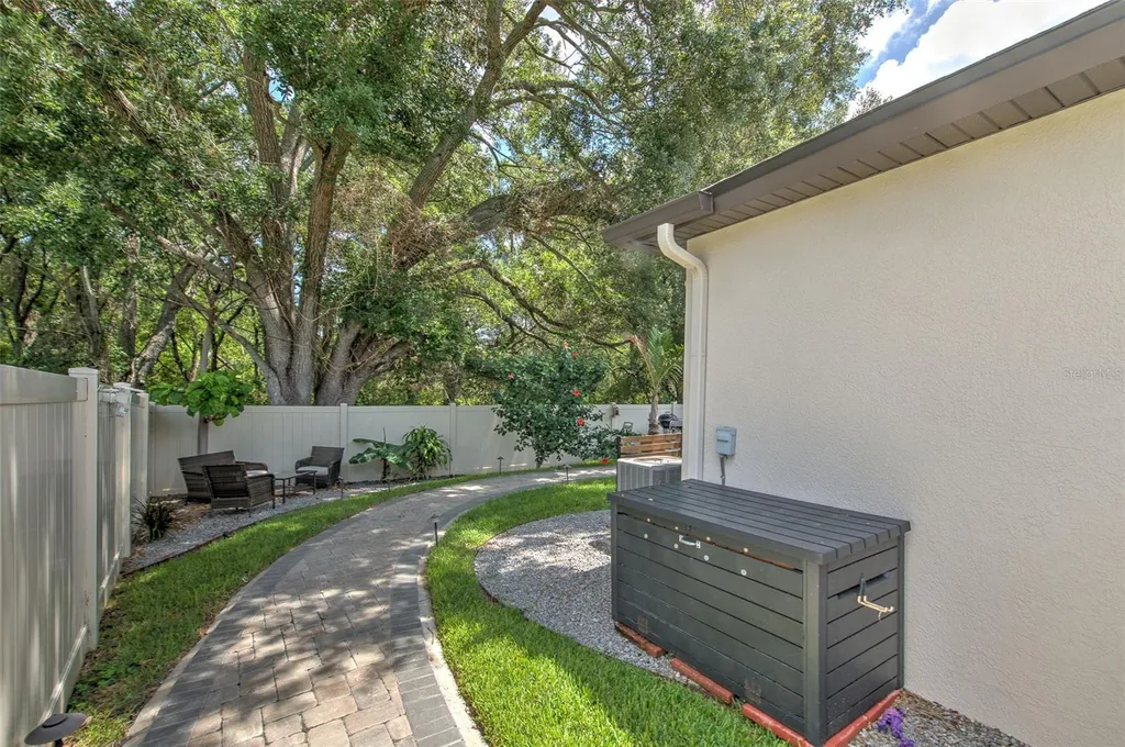842 Vino Verde Circle Brandon FL 33511