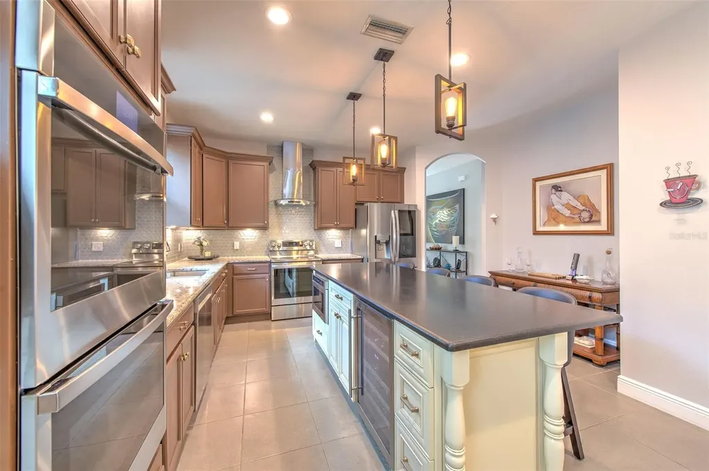 842 Vino Verde Circle Brandon FL 33511