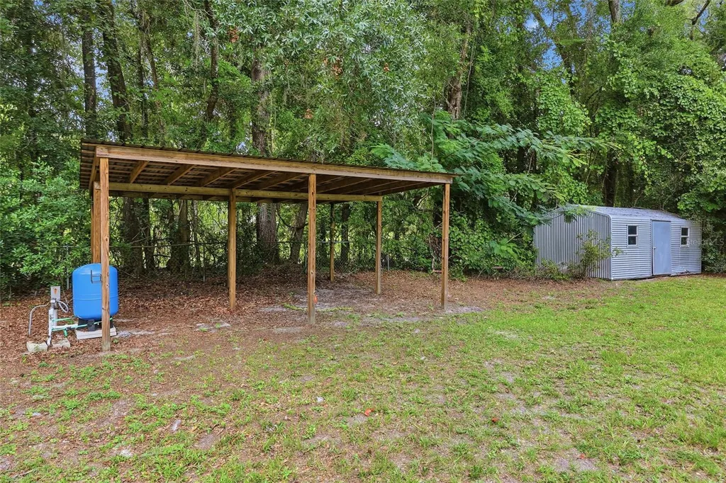 187 SW Peach Glen High Springs FL 32643