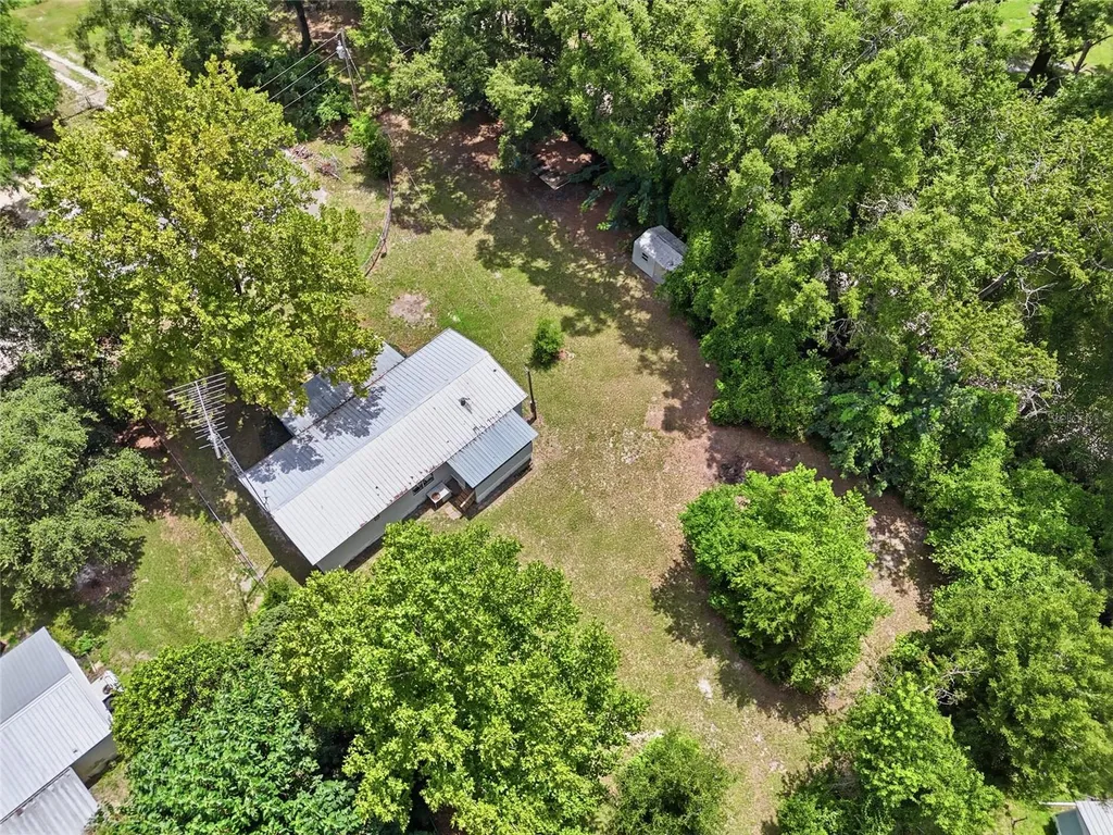 187 SW Peach Glen High Springs FL 32643
